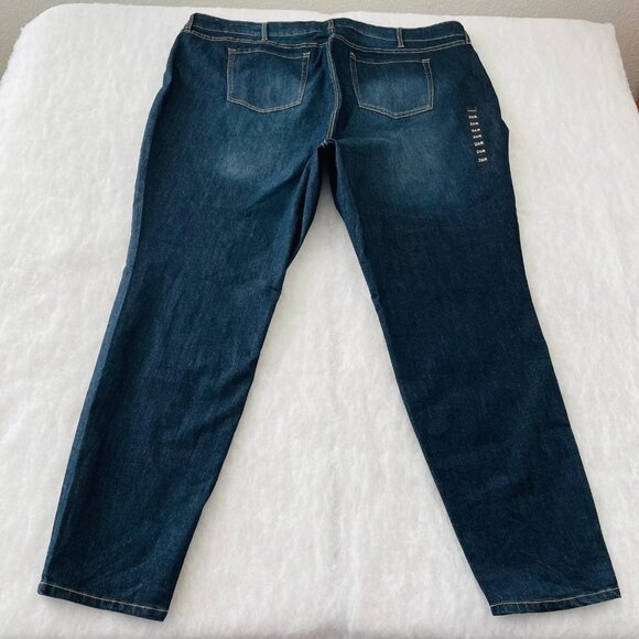 NWT Torrid Womens Deep Blue High Rise Stretch Curvy Skinny Denim Jeans Size 26R - Picture 2 of 11